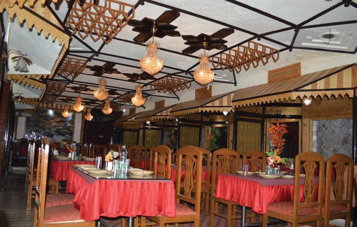 Shah Abbas Hotel At Dal Lake Srīnagar Екстериор снимка