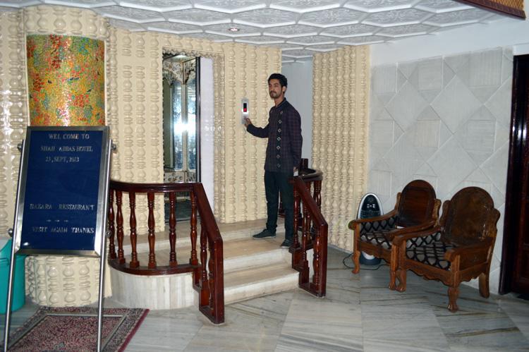 Shah Abbas Hotel At Dal Lake Srīnagar Екстериор снимка
